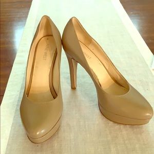 NINE WEST platform Pumps !